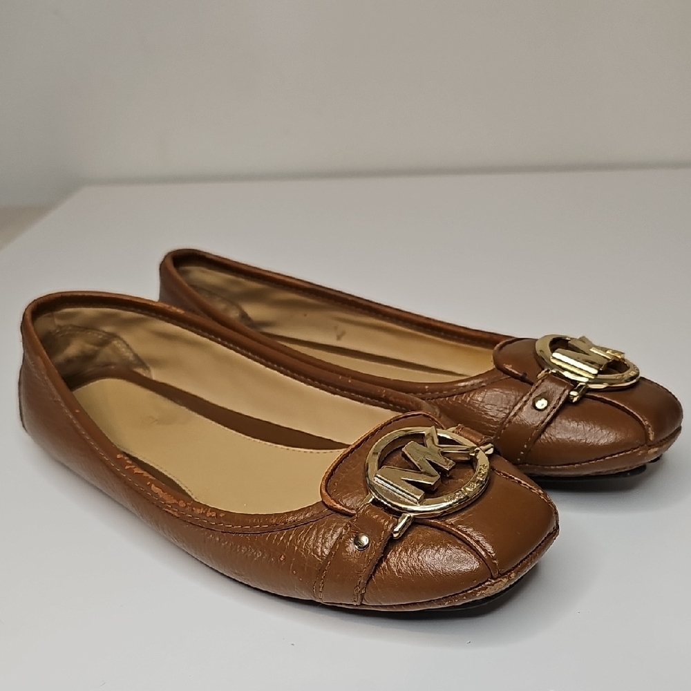 Michael‎ Kors Brown Leather Loafers with Gold Accents Size 6